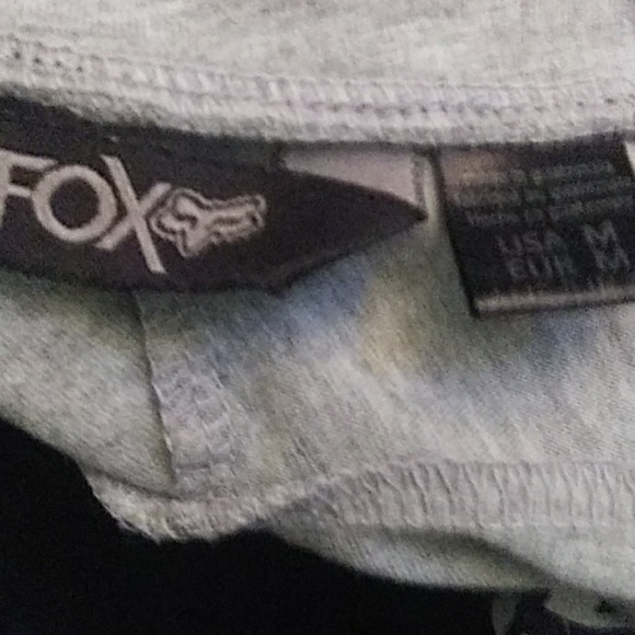 Fox tee - Picture 2 of 2